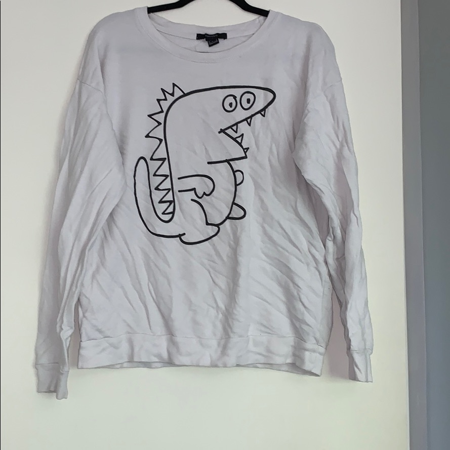 Basic Graphic Crew Neck